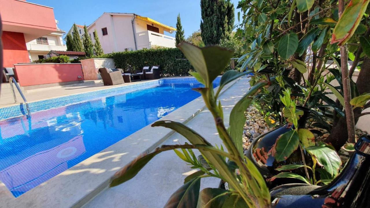 Apartments Mare Punat Bagian luar foto