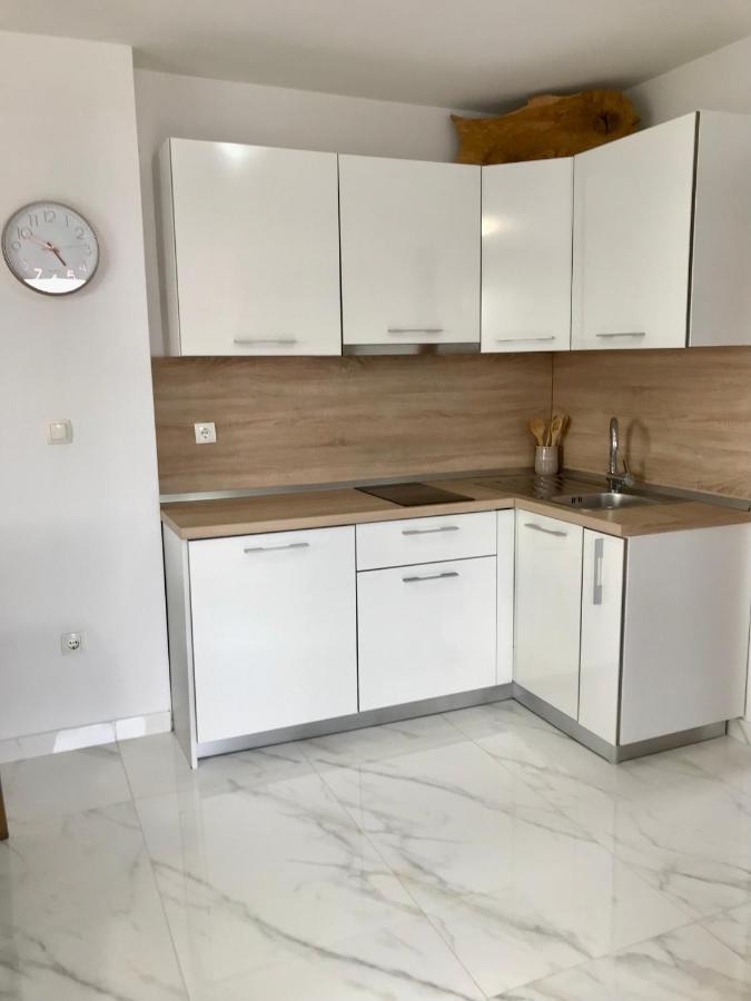 Apartments Mare Punat Bagian luar foto