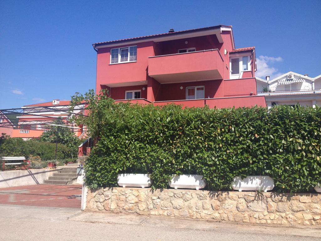 Apartments Mare Punat Bagian luar foto